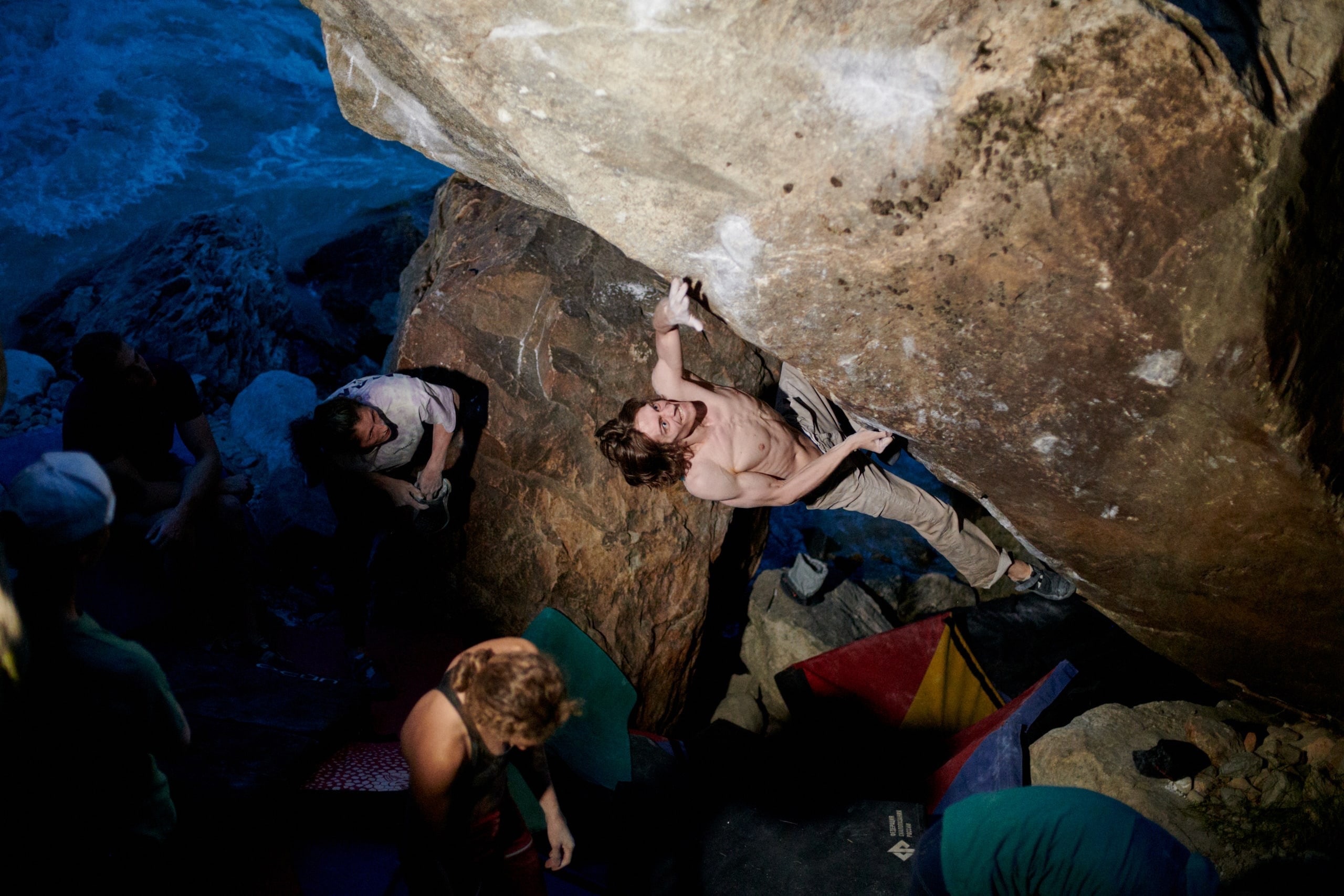 87HR8H_kdoU.jpg 87HR8H_kdoU.jpg